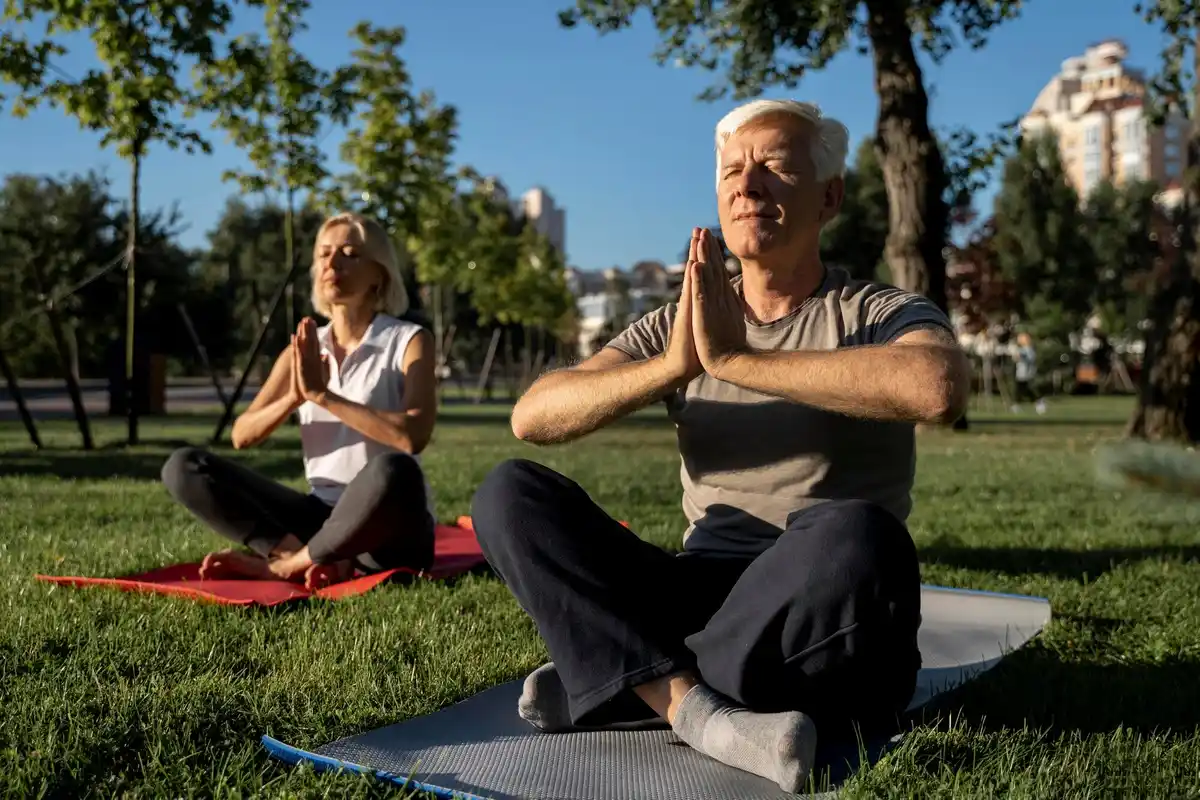 middle aged dutch people stress health signs