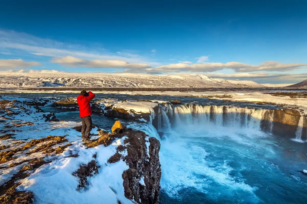 Iceland tourist local rules travel