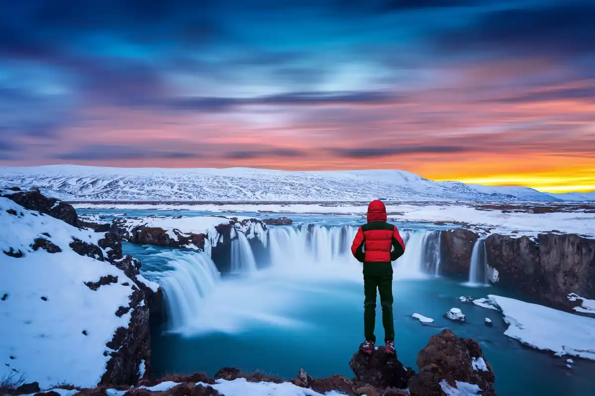 Icelandic landscape with tourists respecting nature
