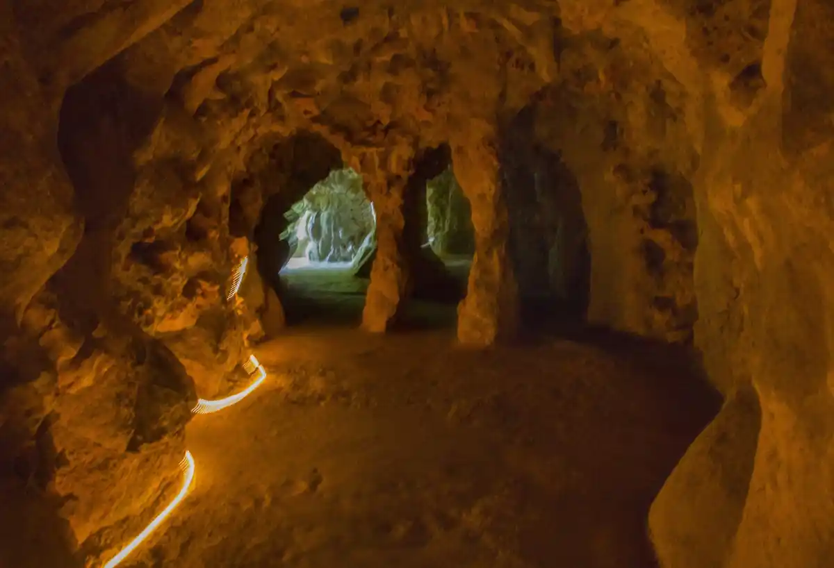 ancient treasure hidden temple ruins discovery