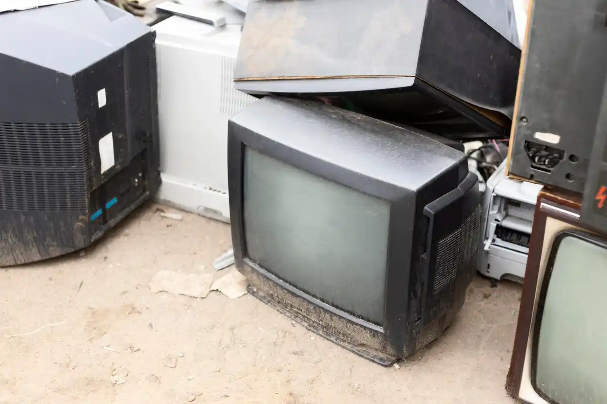 old laptop gold electronic waste recycling Netherlands