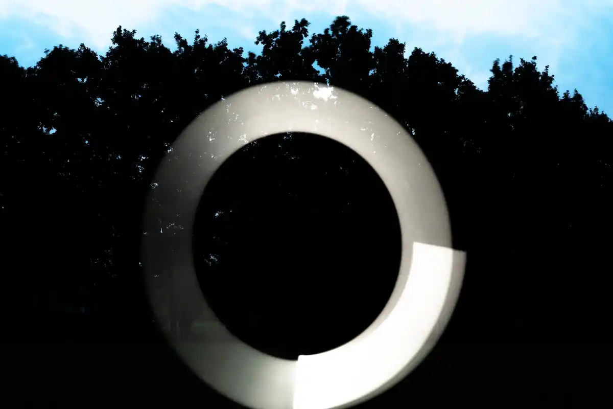mind bending black hole real photo nasa