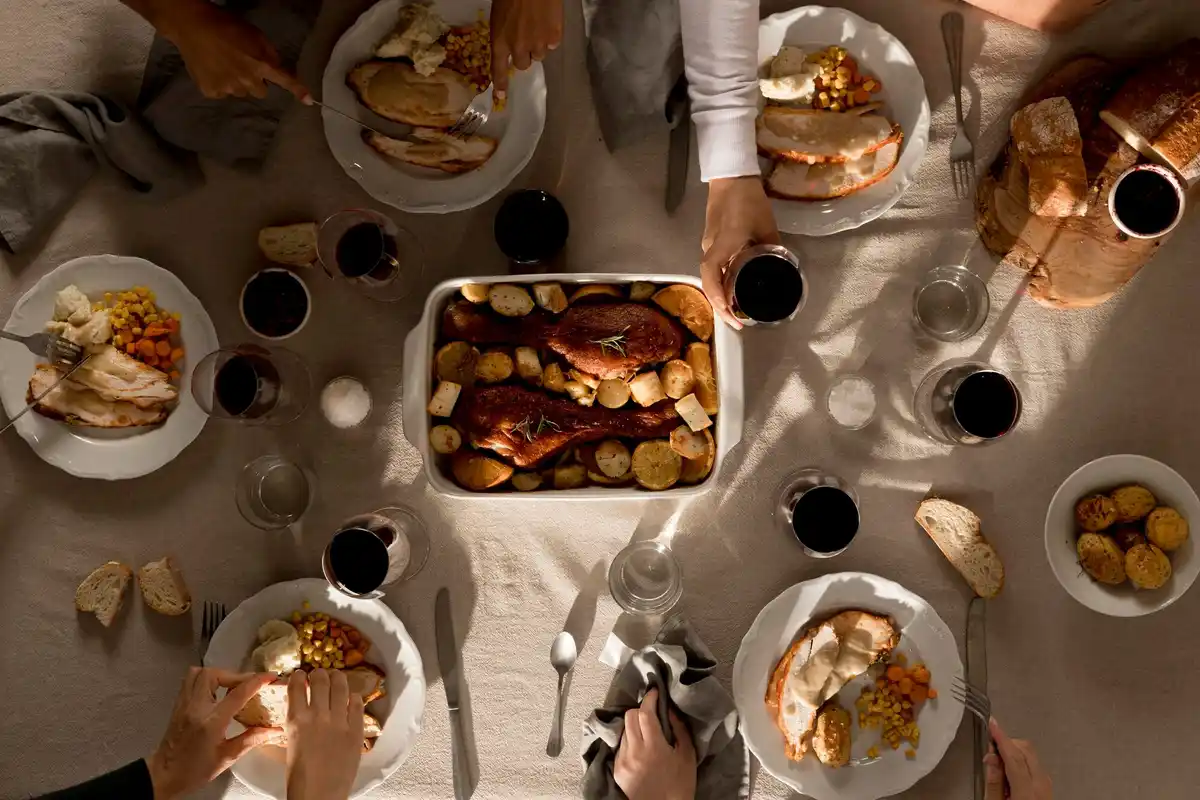 authentic italian dinner table celebration family
