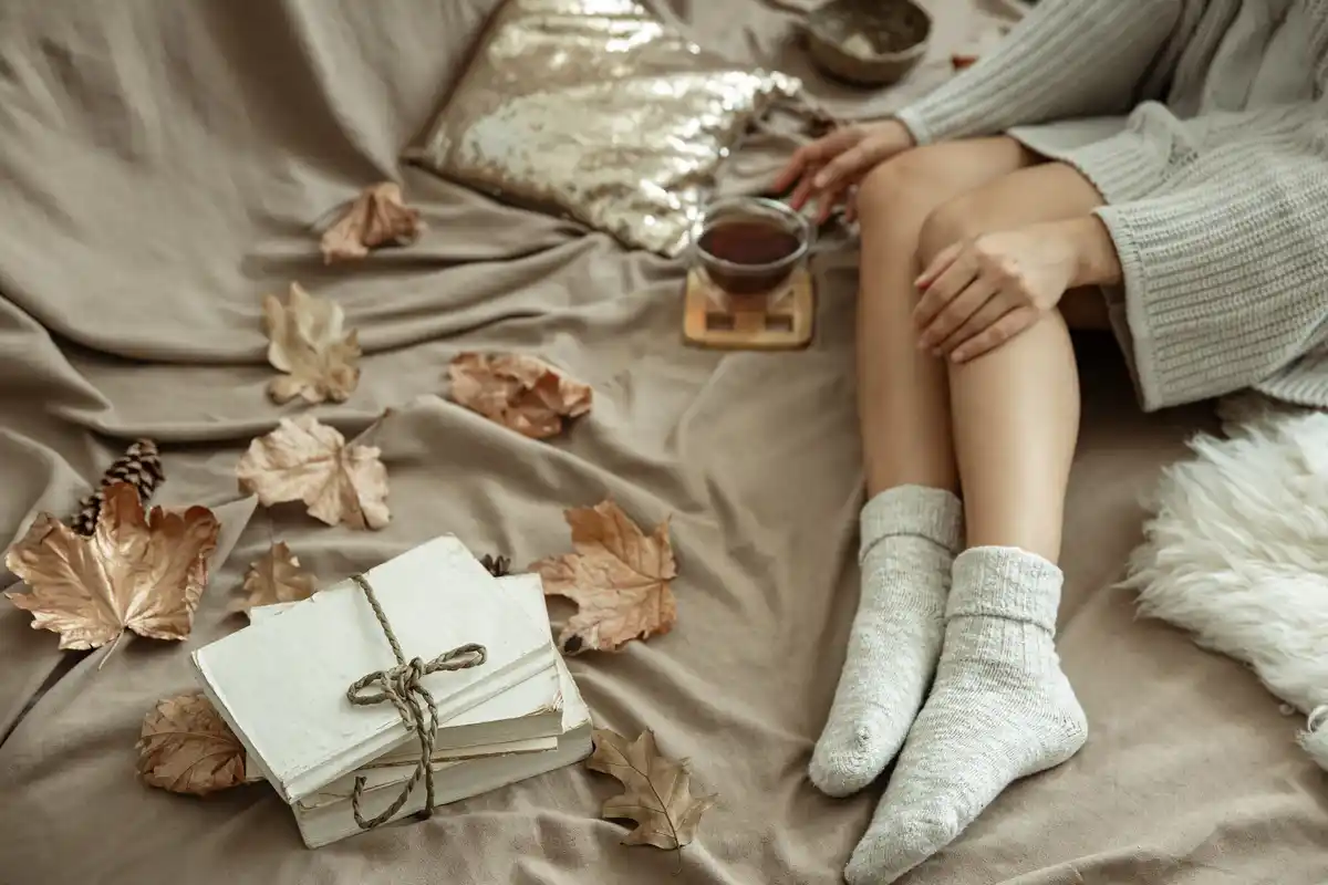 lucid dreaming socks bedroom