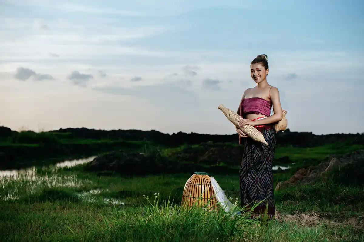 thailand cultural taboos tourists