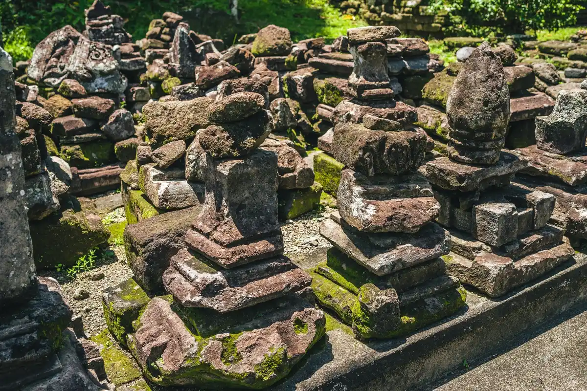 mysterious prehistoric Dutch archaeological site