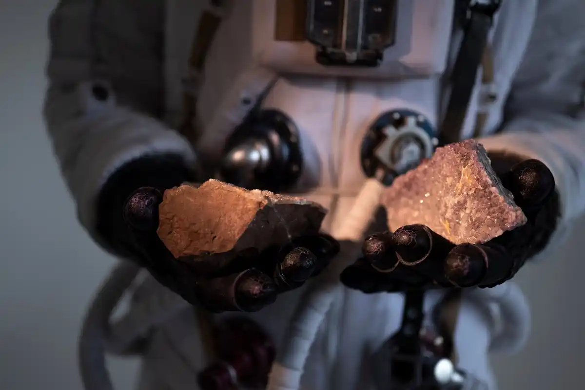 mars rover discovery clay methane