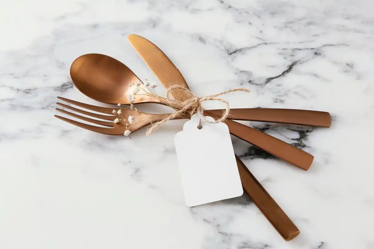 european dining etiquette close up