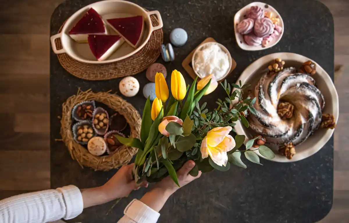 historic Dutch food, medieval Dutch table, old Dutch recipes