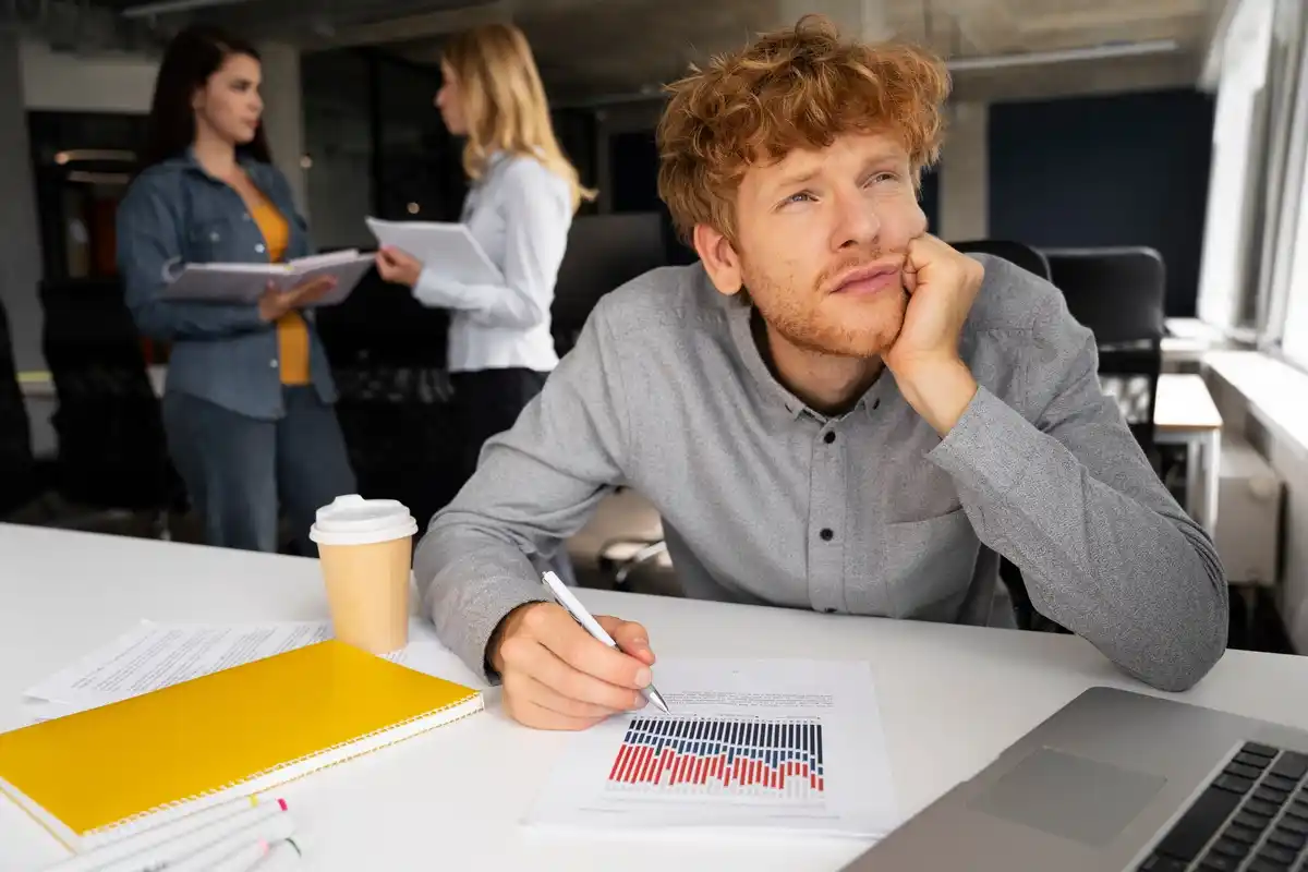 stressed office worker multitasking netherlands