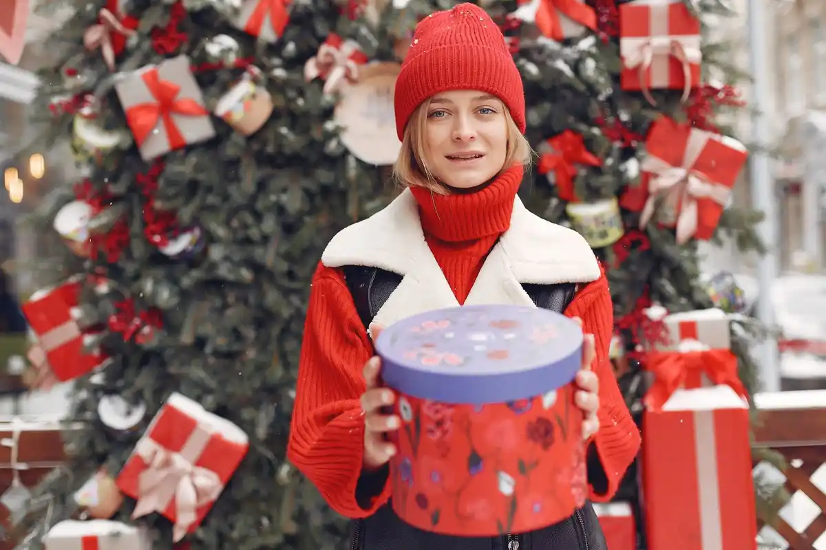 russian people celebrating with unique gifts