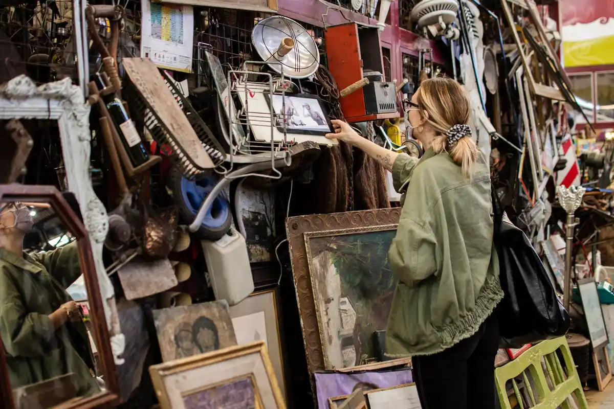 dutch flea market antique discovery