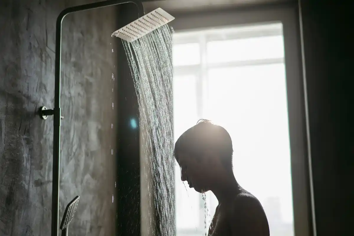 cold shower morning routine Netherlands