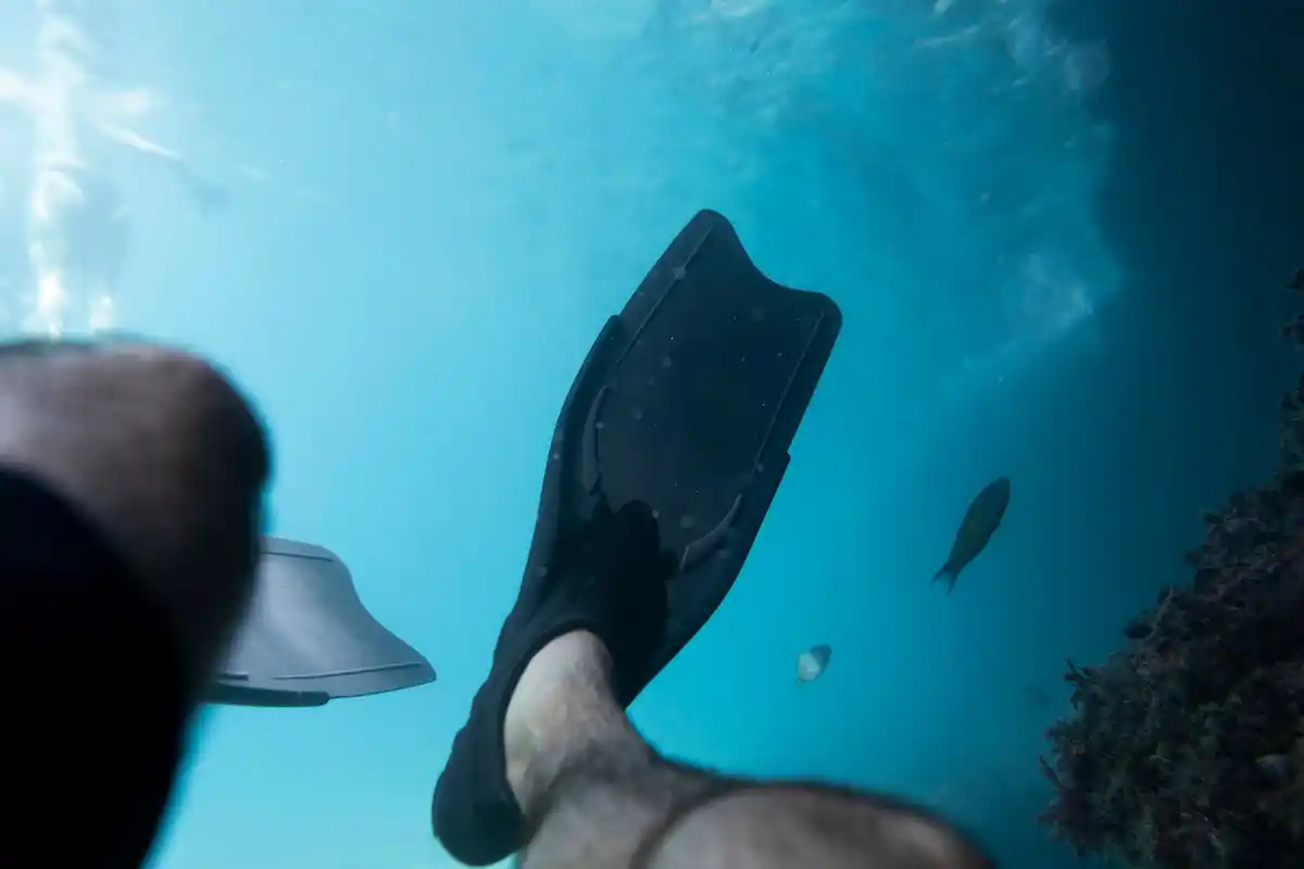 Dutch underwater archaeological site diver