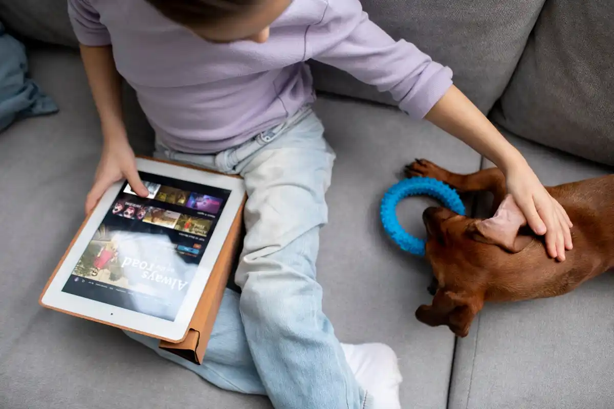 dog AI voice recognition technology Netherlands