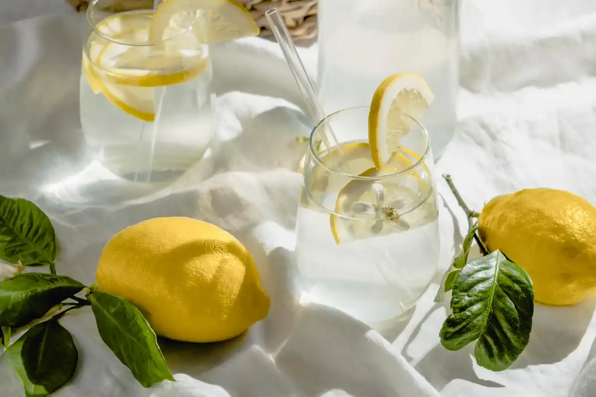 lemon water on Dutch office desk