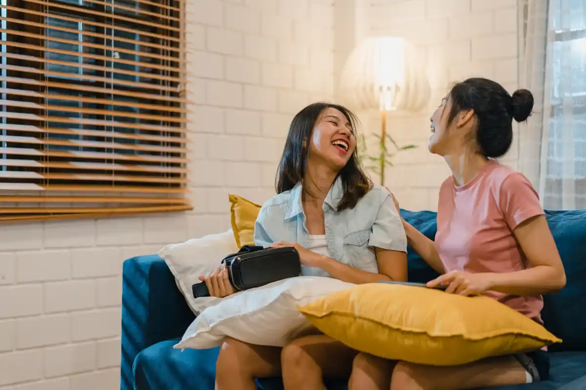 korean family no compliments modern living room