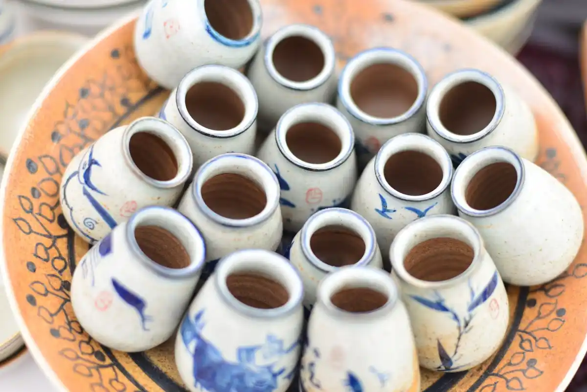dutch antique pottery close-up market