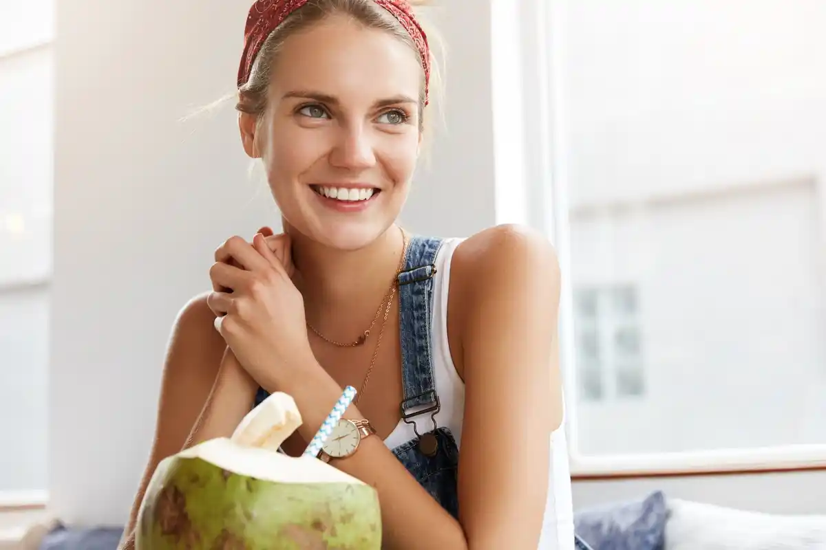 morning coconut oil pulling healthy routine