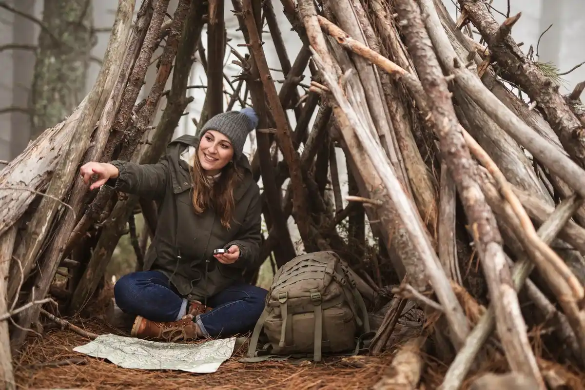 tree tent adventure Netherlands forest