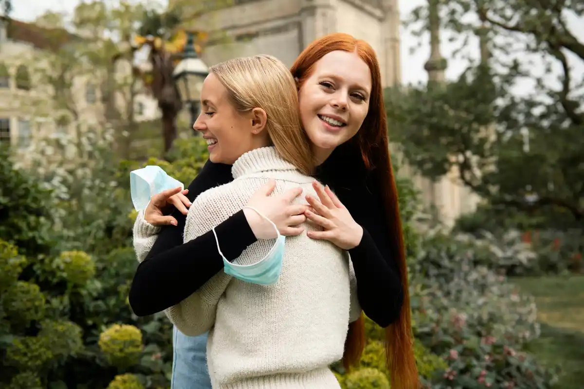 hugs boost immune system happy adults netherlands