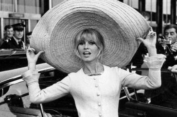 Brigitte Bardot: Van Silhouette van de Jaren 60 tot Militant Dierenrechtenactivist