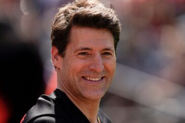 CBS wijzigt de presentatie: Tony Dokoupil wordt nieuwe anchor van het hoofdnieuws