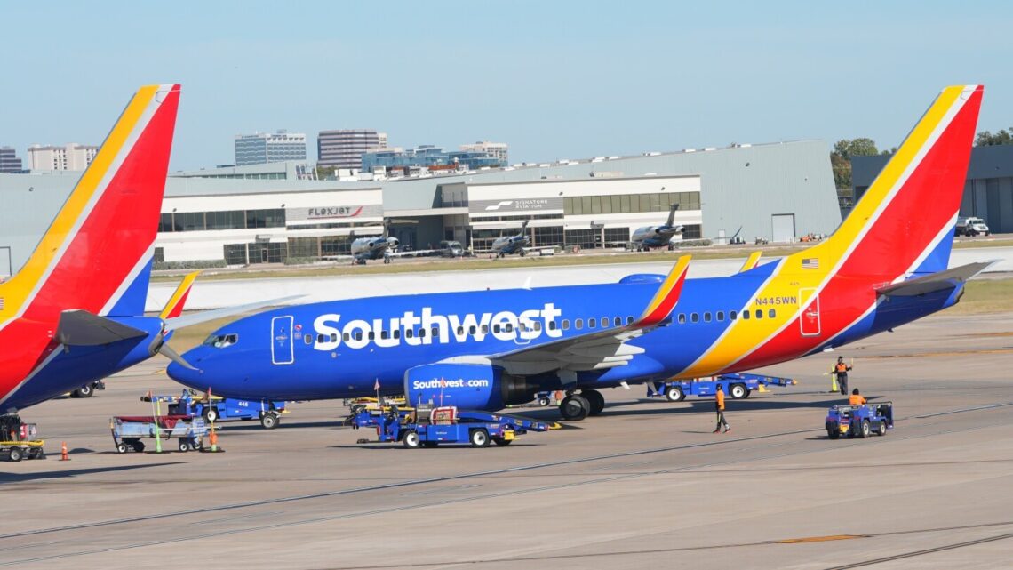 De Amerikaanse regering schort een deel van een boete op voor Southwest Airlines na betalingsproblemen in winterstorm