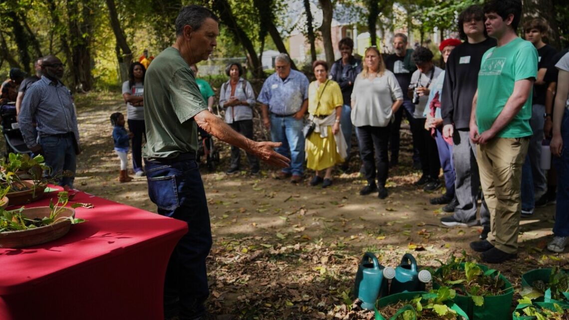 De Kleine Gemeenschappen die de Sociale Isolatie in de VS proberen te doorbreken