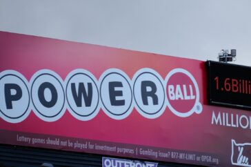 De Powerball-jackpot groeit exponentieel: nu op 1,7 miljard dollar