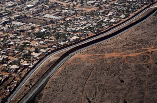 De toegenomen militaire zones langs de zuidgrens van de Verenigde Staten in Californië