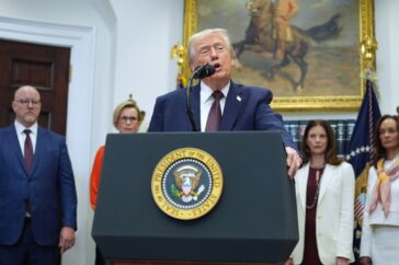 Donald Trump kondigt prijsverlagingen voor medicijnen aan bij negen farmaceutische bedrijven