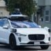 Hoe een autonome Waymo-voertuig zonder машину werd aangehouden door politie in Californië