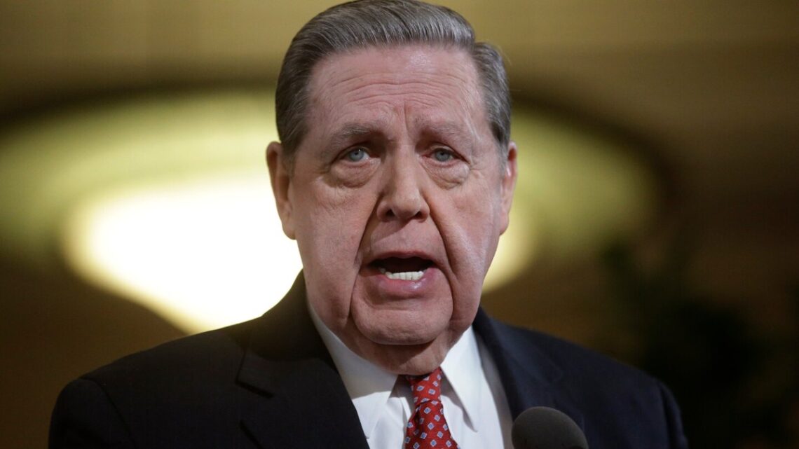 Jeffrey R. Holland, toekomstige leider van de Kerk van Jezus Christus van de Heiligen der Laatste Dagen, overleden