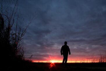 Neergang van het Amerikaanse zelfmoordcijfer in 2024 na jaren van hoge aantallen