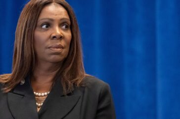 Nieuwe Yorkse Autoriteit Verkiest Eigen Regels voor Rijden, Proces tegen Trump Over Gestrikte Licenties