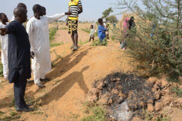 Nigerianse dorpen reageren geschokt op Amerikaanse luchtaanvallen die huizen deden schudden en de lucht rood lieten oplichten