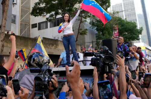 Ontbrak de Vermoedelijke Belangrijkheid van de Afzegging van de Nieuwsconferentie van Venezolaanse Oppositieleider op de Dag van de Nobelprijsuitreiking