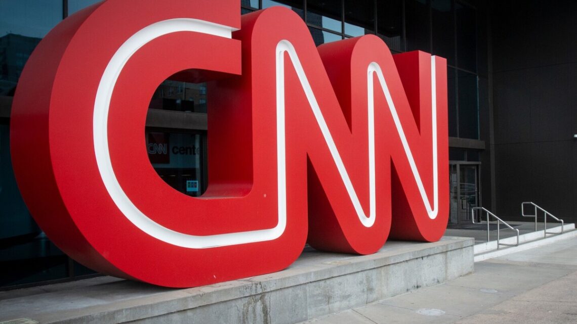 Onzekerheid en Mogelijke Fusies: Wat de Takeover Gevaar Betekent voor CNN en Kabelnetwerken