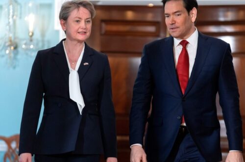 Verenigde Koninkrijk Sanctioneert Russische en Chinese Bedrijven wegens Disinformatie en Cyberactiviteiten