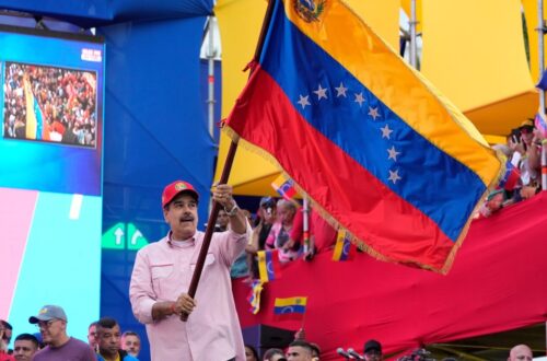 Vliegtuigen van de Verenigde Staten vliegen dicht bij Venezuela tijdens verhoogde militaire activiteiten