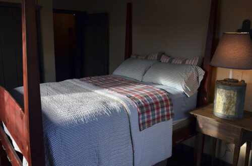 Waarom het vastplakken van de mond ’s nachts gevaarlijk kan zijn en wat je beter kunt doen