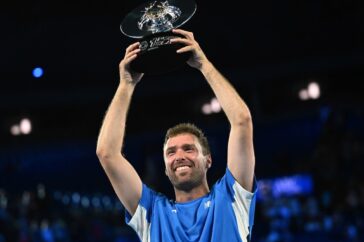 Amateurspelers verrast met overwinning en wint miljoenen voorafgaand aan de Australian Open