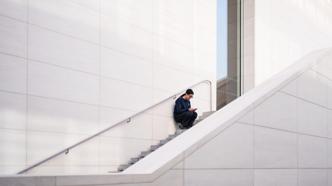 De onverwachte tegenstander van sociale media-verslaving? Anti-doordram influencers