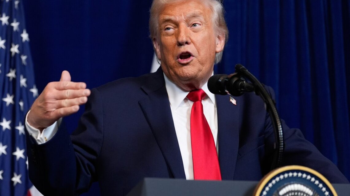 De zoektocht van de Amerikaanse kustwacht naar overlevenden na aanvallen op smokkelboten in de Stille Oceaan wordt voortgezet