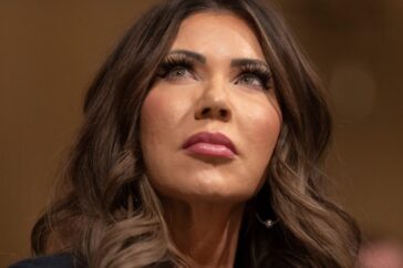 Het Grootste Immigratie-Operatie Ooit Uitgevoerd in Minnesota door Homeland Security