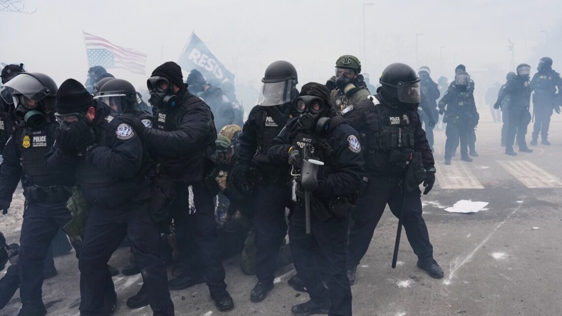 Hoe de Amerikaanse autoriteiten via sociale media de migratiecrisis in Minneapolis gebruiken voor rechtsgerichte retoriek