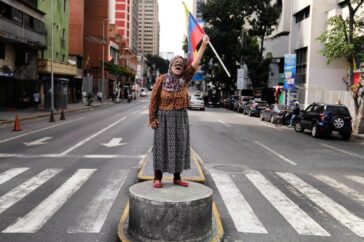 ¿Quién está al mando en Venezuela después de la captura de Maduro? Un análisis de la crisis política y militar