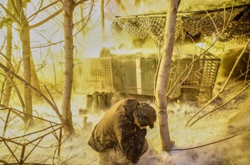 Rusland Versterkt Herhaaldelijk de Elektriciteitsnetwerken van Oekraïne Vervolgt Terwijl Diplomatie Pogingen Werven