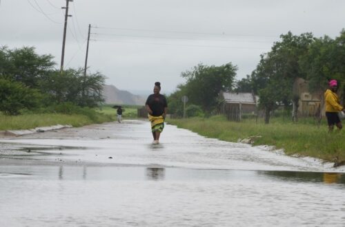 Zuid-Afrika roept nationale ramp af na overstromingen en extreem weer